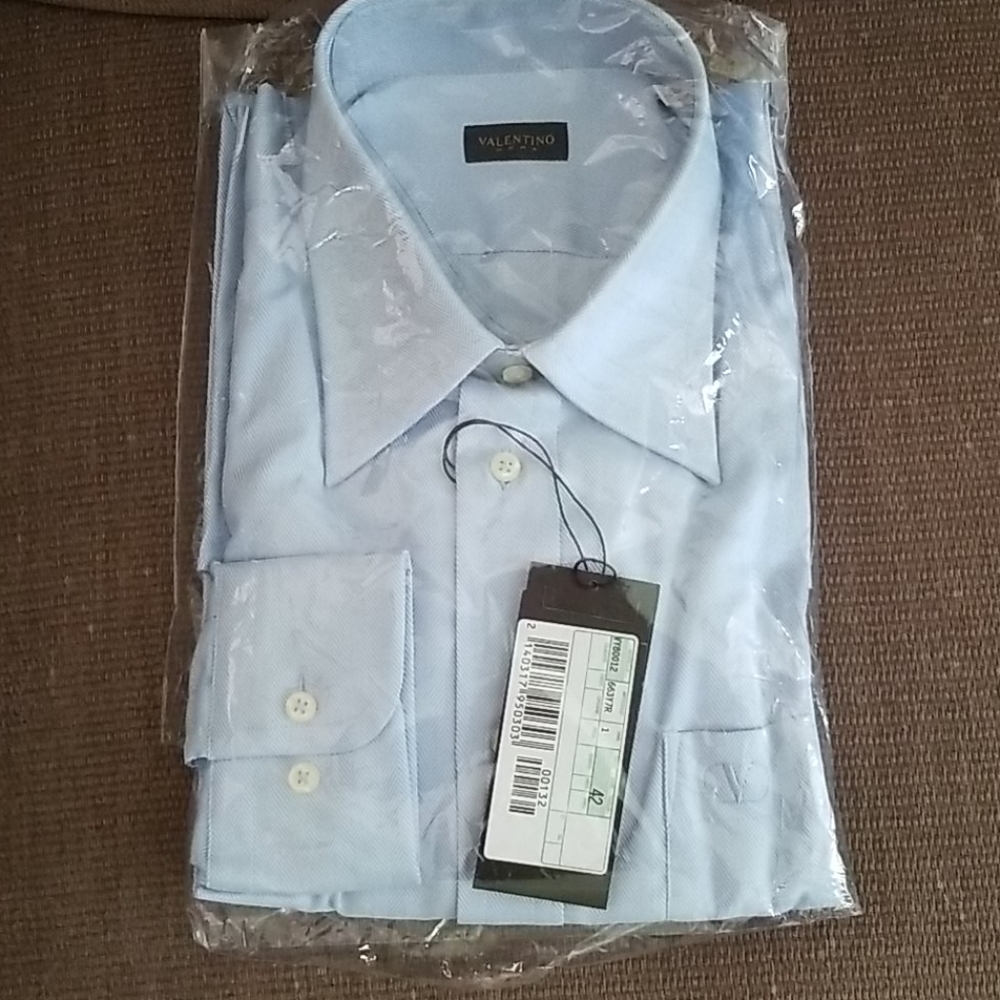 Men's dress shirt